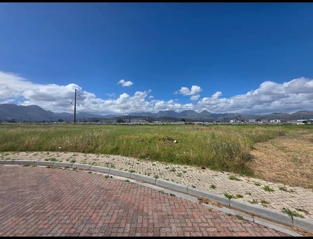 20,887M² VACANT LAND TO LET IN BROADLANDS PARK